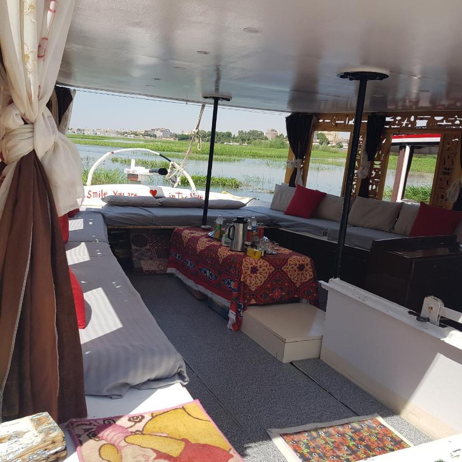 Nile Sunrise Felucca Boat Private Rental Luxor Bagian luar foto