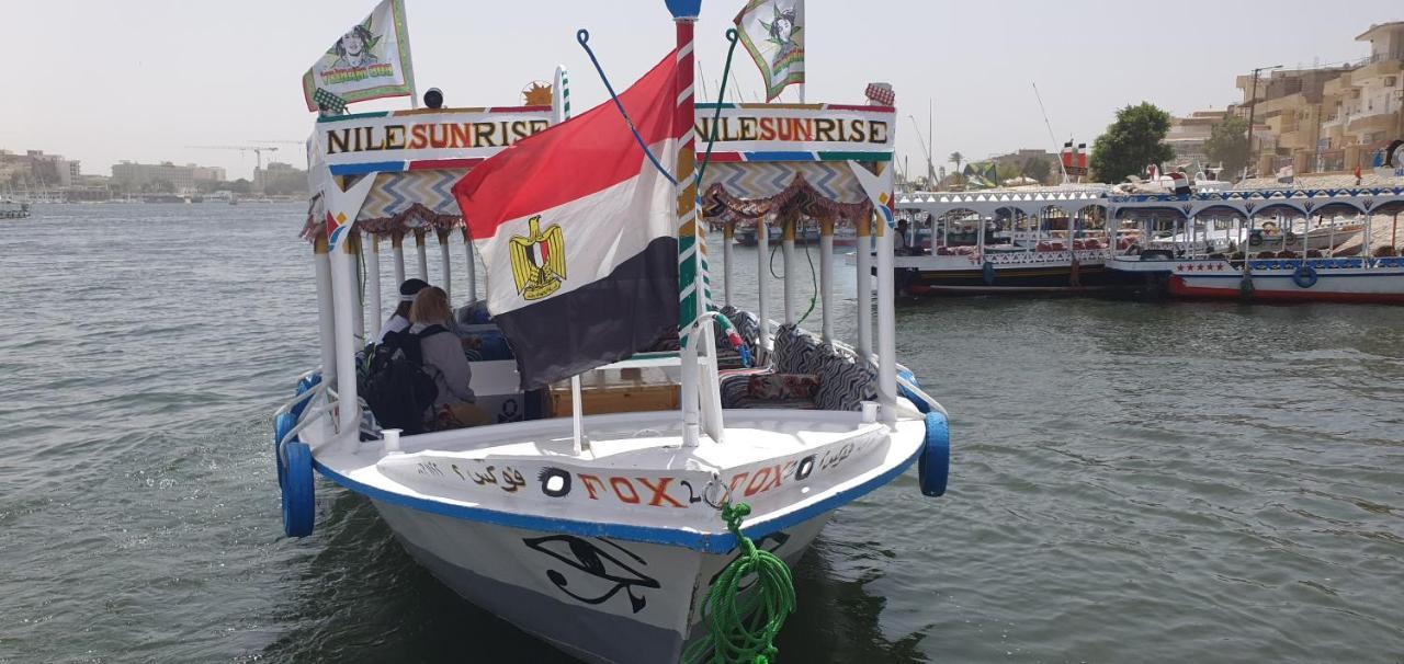 Nile Sunrise Felucca Boat Private Rental Luxor Bagian luar foto